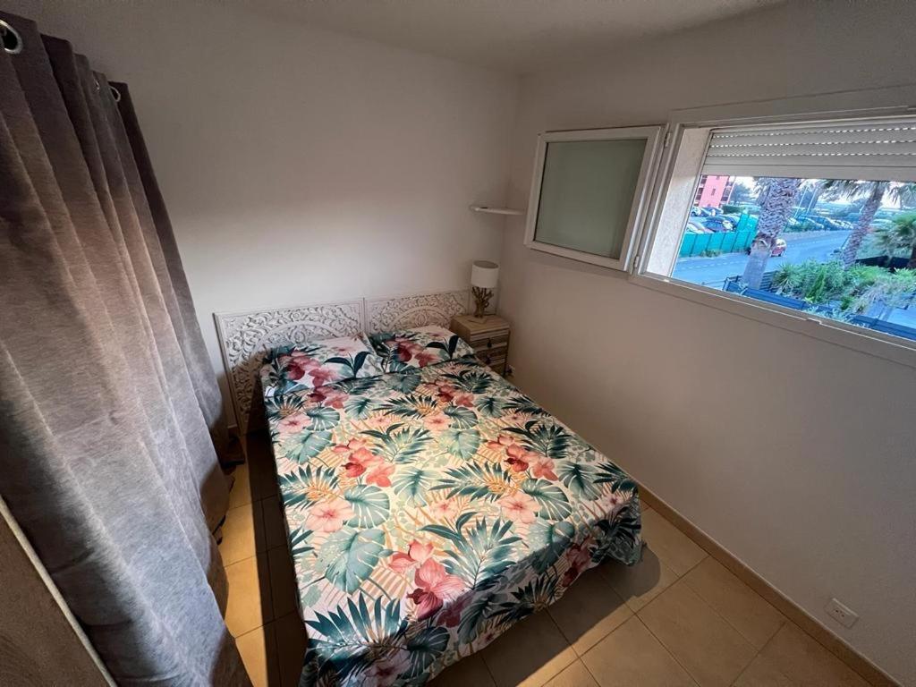 Plein Sud, Bel Appartement 20 Metres De La Plage La Capte Hyères Dış mekan fotoğraf